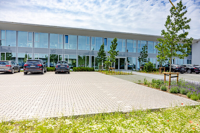 koetter_galabau_landschaftsbau_soest_gewerbe_leistung_parkplatz