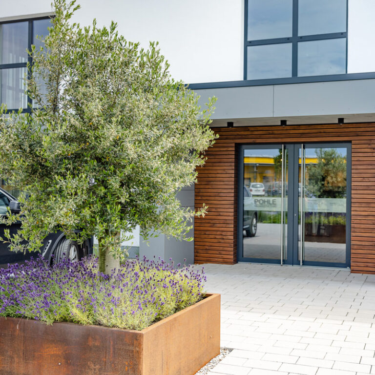 koetter_galabau_landschaftsbau_soest_referenz_gewerbe_oeffentlich_buerogebaeude-dachterrasse_soest_02